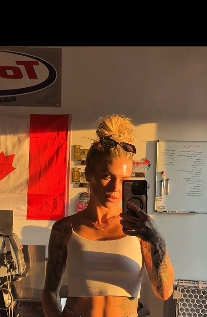 MINI BUBBLE LETTER PENDANT NECKLACE 18K Gold Plated Personalised Initial Necklace